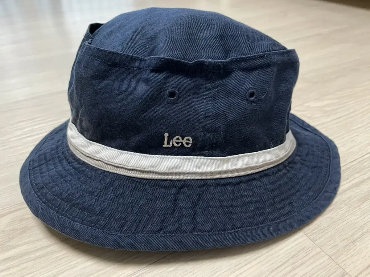 lee 버킷햇